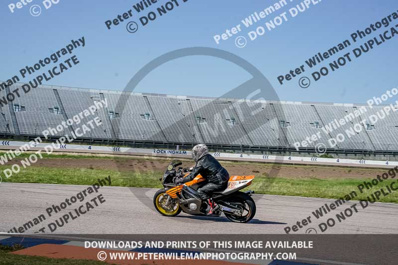 Rockingham no limits trackday;enduro digital images;event digital images;eventdigitalimages;no limits trackdays;peter wileman photography;racing digital images;rockingham raceway northamptonshire;rockingham trackday photographs;trackday digital images;trackday photos